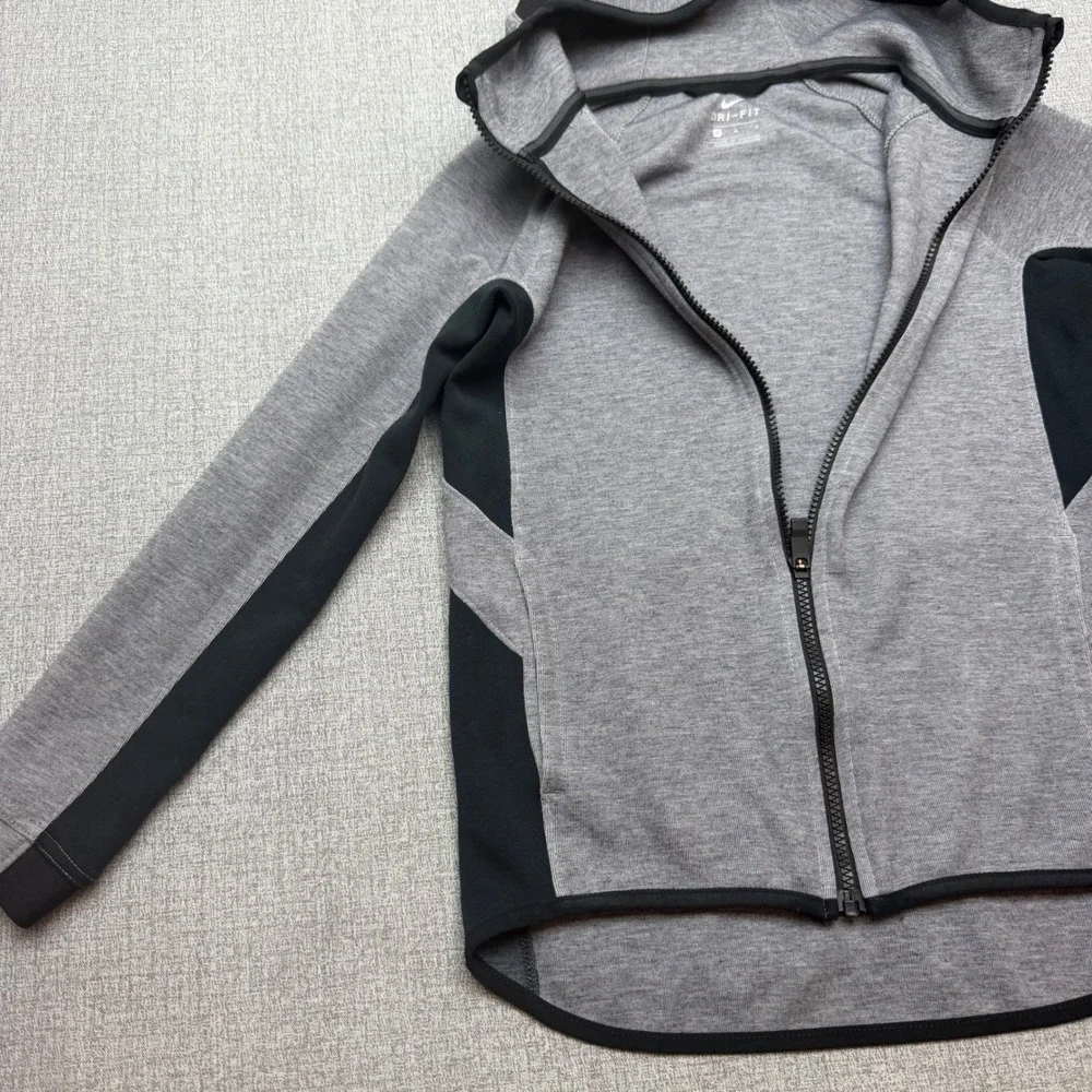 Nike Dri-FIT Youth M Sunrun Full Zip Hoodie Heather Gray Black Jacket CQ5436-032